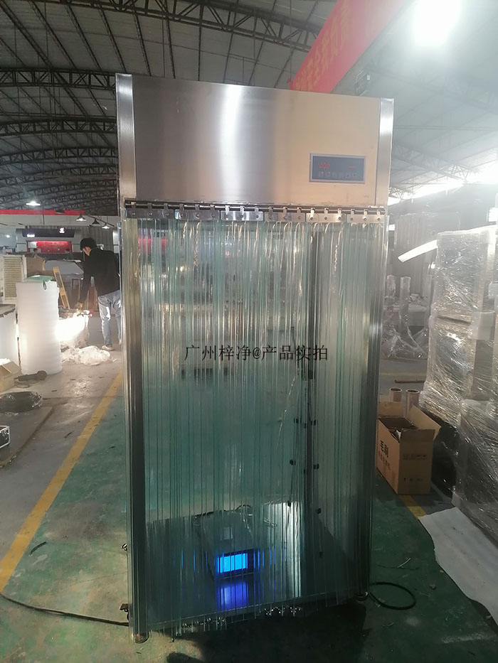 層流采樣車又叫潔凈采樣車或者無菌采樣車，層流罩