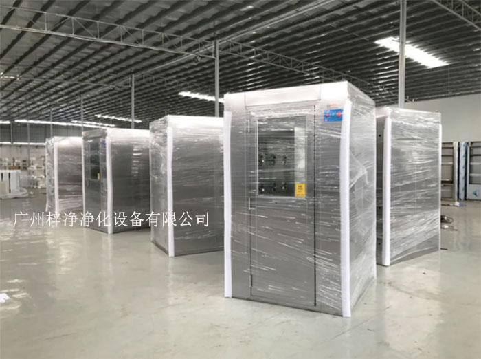全不銹鋼風淋室通道在多個行業具有廣泛的應用場景